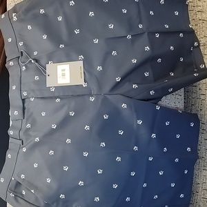 Mens new size 36 g/fore golf shorts.